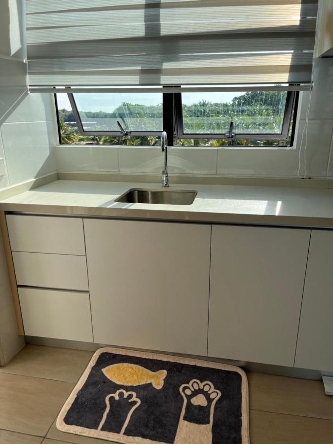 2Br Apartment - Beachfront - Corner Unit - Netflix - Unifi 300Mbps - Mutiara Melaka Pantai Puteri Exterior foto